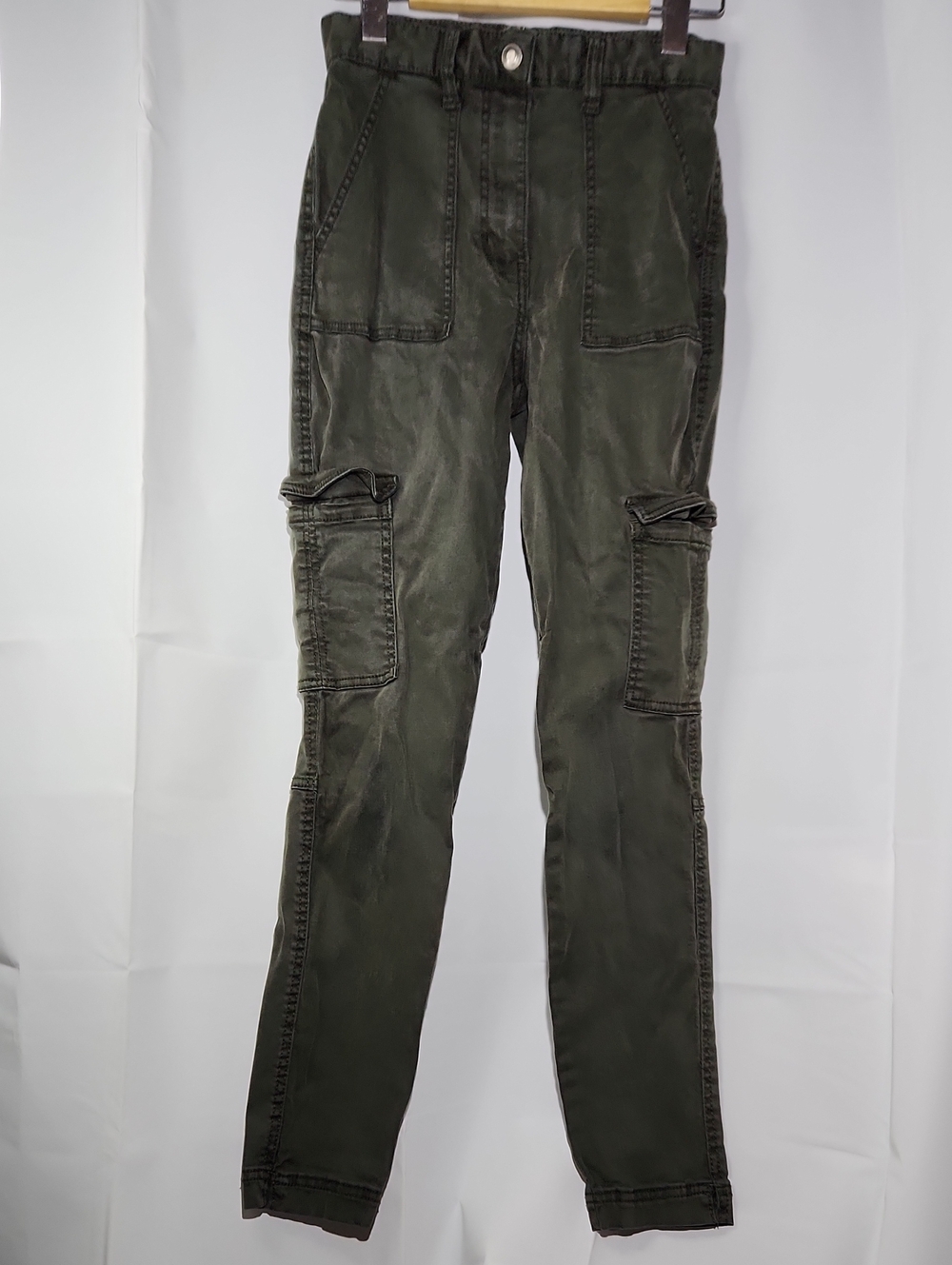 H&M Women's Olive Skinny Cargo Jeans - Size 2